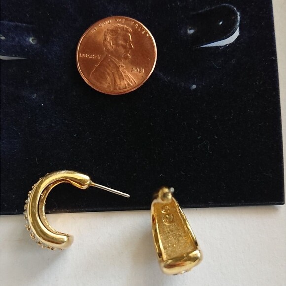 Swarovski crystal gold tone earrings - Picture 3 of 5